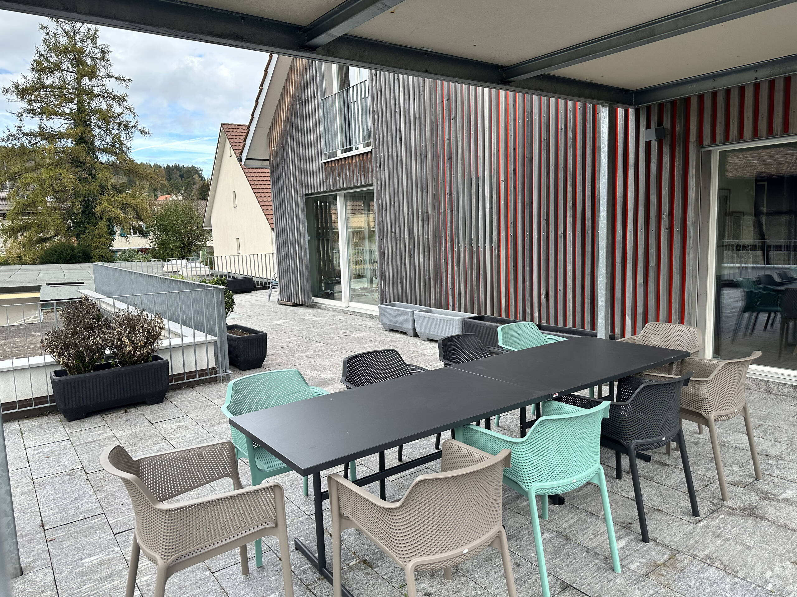 Neue Büroräume bei Razoon: Mehr Raum für Innovation. Neue Büroräume bei Razoon: Mehr Raum für Innovation.